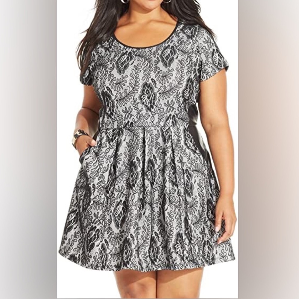 Jessica Simpson Lacy Dress